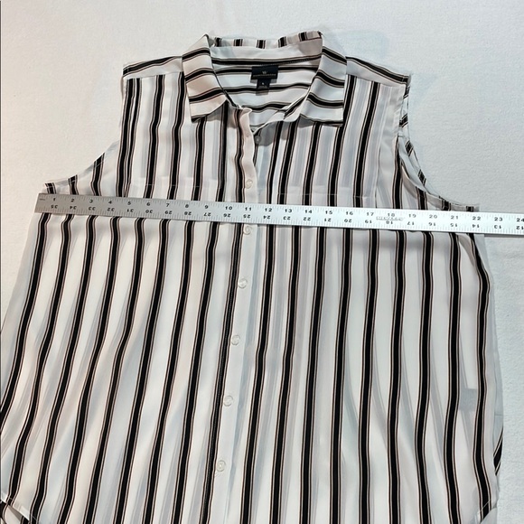 Worthington Black and White Boxy Button Down Shirt Pockets Striped - Picture 8 of 13